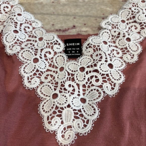 SHEIN Womens Pink V-Neck Tank Top with White Flower Lace - Size S - Picture 3 of 3